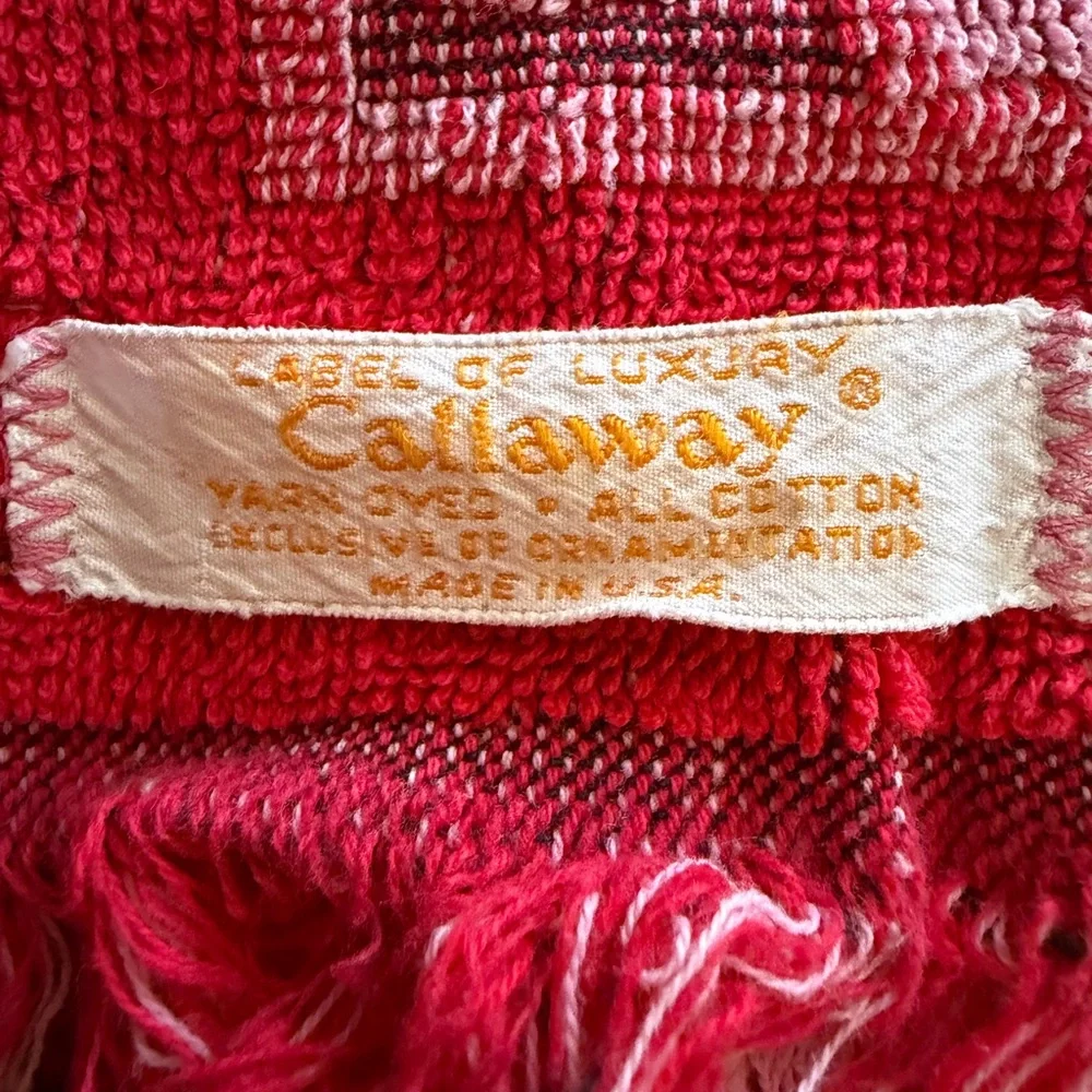 Vintage 60s Callaway Luxury Cotton Bath Towel Red Pink Fringe